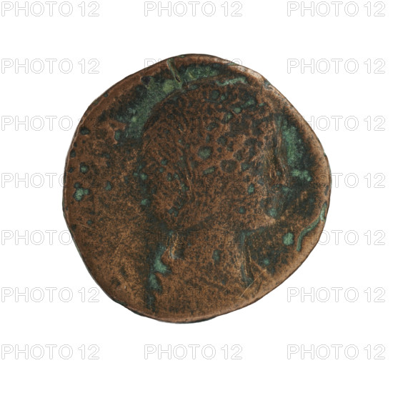 Sestertius of Julia Domna (ca. 160–217; Roman empress 193–211). Obverse: bust of Julia Domna facing right. Reverse: inscription erased; Juno, veiled, stands upright with head turned left, holding a patera in her raised right hand and a scepter in her left; at her feet a peacock facing left; letters 'SC' on the sides. Date: 196–209. Roman Empire (27 BC–476). Coin: diameter ~26.9–27.0 mm; weight 16.84 g.