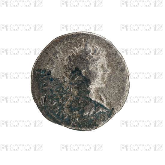 Denarius, Caracalla (188–217; Roman emperor 198–217). Obverse: ANTONINVS PIVS AVG — Head of a young Caracalla facing right with a laurel wreath and paludamentum; pearl rim. Reverse: PART MAX PONT TR P IIII — Trophy, beneath which two prisoners in caps and long robes sit back-to-back, each supporting his head on his right hand; pearl rim. Roman Empire (27 BC–476). Coin: diameter 18.0 mm, weight 2.90 g.