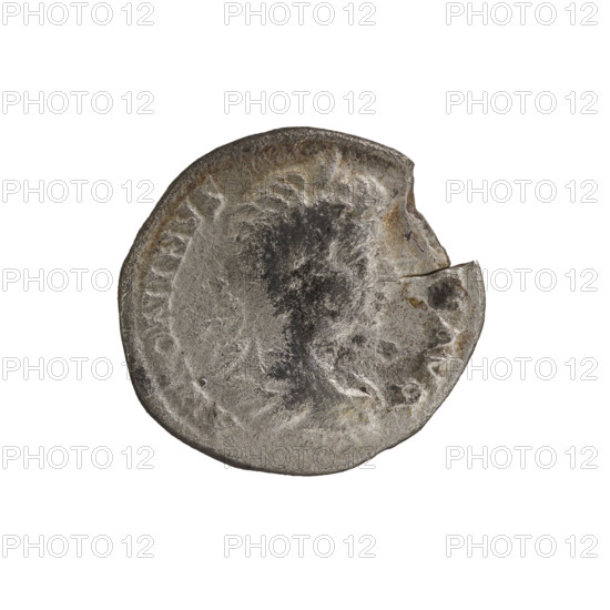 Denarius, Caracalla (188–217; Roman emperor 198–217). Obverse: ANTONINVS PIVS AVG — Bust of Caracalla right with laurel wreath and paludamentum, beaded border. Reverse: VICTORIA PARTH MAX — Victoria running left, holding a wreath in her raised right hand and a palm in her left, beaded border. Date: 201–206. Roman Empire (27 BC–476), Rome. Coin. Diameter 17.1–17.9 mm; weight 2.63 g.