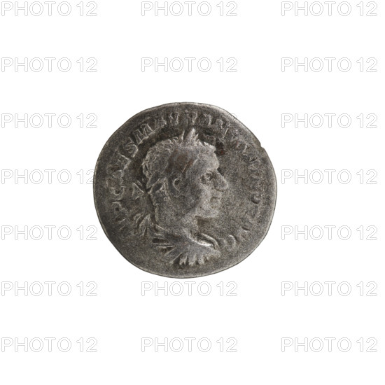 Denarius of Elagabalus (reigned 218–222). Obverse: IMP CAES MAVR ANTONINVS AVG — Bust of Elagabalus facing right, wearing a radiant crown, armor and paludamentum; pearl border. Reverse: VICTOR ANTONINI AVG — Victoria running right, holding a wreath in her right hand and a palm leaf resting on her left arm; pearl border. Dating: 218–219. Roman Empire. Rome. Coin diameter: 18.4–19.1 mm. Weight: 2.87 g.
