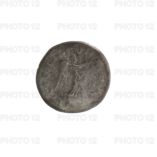 Denarius, Elagabalus (reigned 218–222). Obverse: IMP CAES MAVR ANTONINVS AVG — Bust of Elagabalus facing right wearing a radiant crown, armor and paludamentum; pearl border. Reverse: VICTOR ANTONINI AVG — Victoria running right, holding a wreath in her right hand and a palm leaf on her left arm; pearl border. Date: 218–219 CE. Roman Empire. Rome. Coin. Diameter approx. 18.4–19.1 mm. Weight 2.87 g.