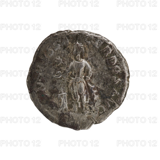 Denarius of Elagabalus (reigned 218–222). Obverse: IMPANTONI PIVSAVG — Bust of Elagabalus with laurel wreath and paludamentum facing right; pearl rim. Reverse: SVMMVSSA CERDOSAVG — Elagabalus wearing laurel wreath and long robe, standing facing left, holding a patera above an altar in his right hand and a mace in his left hand; star in left field; pearl rim. Date: 220–222. Roman Empire (27 BC–476). Rome. Coin diameter 18.9–19.1 mm; weight 2.54 g.