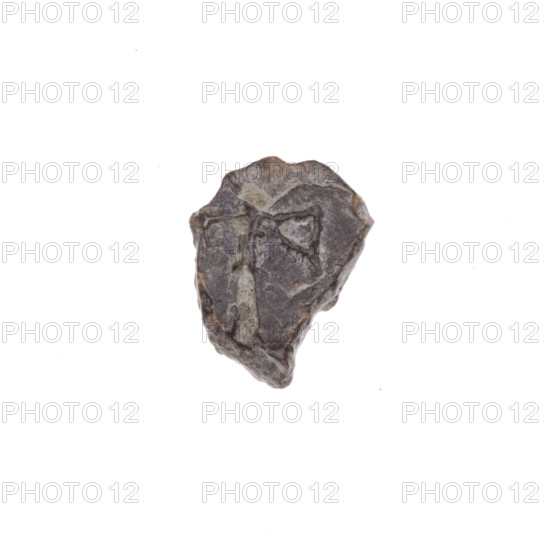 Fragment of a double-sided Drohiczyn seal. On one side, a cross with one arm ending in a triangle (an ank cross). On the other side, the letter C. 11th–13th century, Drohiczyn, Poland.