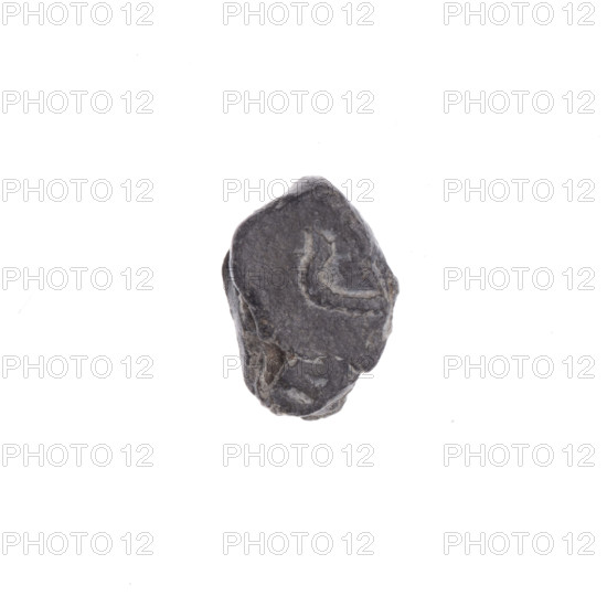 Fragment of a double-sided Drohiczyn seal. On one side, a cross with one arm ending in a triangle (an ank cross). On the other side, the letter C. 11th–13th century, Drohiczyn, Poland.