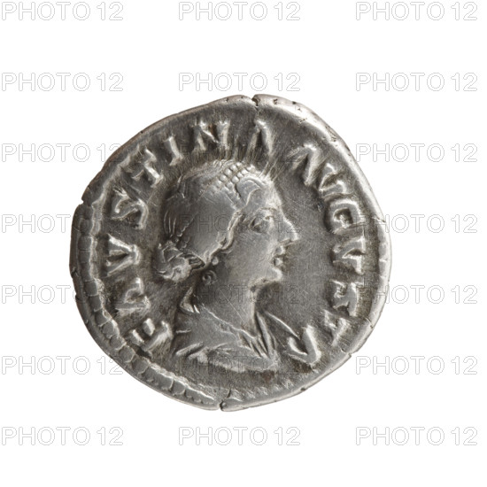 Denarius, portrait bust of Faustina the Younger in drapery facing right, inscribed FAVSTINA AVGVSTA; reverse: Juno veiled, standing left, holding a patera in her right hand and a long scepter in her left, a peacock at her feet at left, inscribed IVNONI R—E—GINAE. Issuer: Marcus Aurelius. Iconography: Juno, peacocks, scepters, paterae; depiction and iconography of Faustina the Younger. Date: c. 161–176 CE. Roman Empire (27 BCE–476 CE), Rome. Coin: silver denarius; diameter ca. 16.5–17.0 mm; weight 3.40 g; axis 180°.