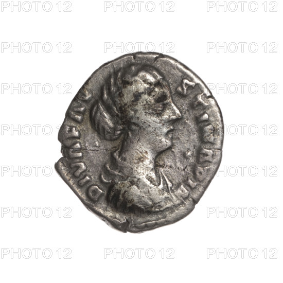 Denarius, Faustina the Younger (ca. 130–176; Roman empress 161–176) (posthumous); issuer: Marcus Aurelius (121–180; Roman emperor 161–180). Obverse: Bust of Faustina II in drapery facing right, inscription DIVA FAVSTINA PIA. Reverse: Rectangular altar with a pair of doors and a finial in the form of horns, inscription CONSECRATIO. Circa after 176, Roman Empire. Coin; weight 2.85 g; diameters 16.5 mm and 18.5 mm; axis 180°.
