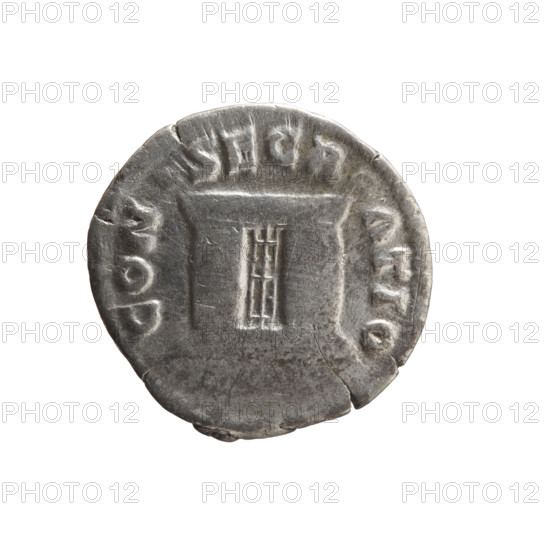 Denarius, posthumous issue for Faustina the Younger (ca. 130–176; Roman empress 161–176); issuer Marcus Aurelius (121–180; Roman emperor 161–180). Obverse: bust of Faustina II draped, facing right, inscription DIVA FAVSTINA PIA. Reverse: rectangular altar with a pair of doors, inscription CONSECRATIO. After 176. Roman Empire. Rome. Coin; diameter 17.5–18.5 mm, weight 2.90 g, axis 180°.