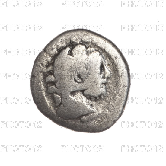 Denarius of Commodus (reigned 177–192 CE). Obverse: laureate head of Commodus facing right, legend AVREL. Reverse: club, bow and quiver with arrows (Commodus depicted with lion skin, clubs, quivers, bows as attributes). Dated 191–192 CE. Roman, Rome. Coin; diameter ~16.5–17.5 mm, weight 2.49 g, axis 180°.