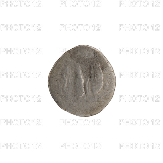Denarius of Commodus (reigned 177–192). Obverse: laureate head of Commodus facing right, inscription AVREL. Reverse: club, bow and quiver with arrows; iconography includes bust in lion skin, clubs, quivers, bows, lion skin attribute. Date: 191–192. Roman Empire; Rome. Coin, silver; weight 2.49 g; diameter ~16.5–17.5 mm; axis 180°.