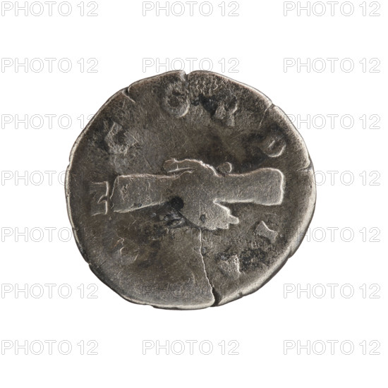 Denarius of Crispina (164–c.192) and Commodus (161–192), Roman Empire, 178–183. Obverse: Bust of Crispina in drapery facing right, inscription 'CRISPINA AVGVSTA'. Reverse: Two joined hands in handshake, inscription 'CONCORDIA' (CONCORD - IA). Coin (Rome), silver; diameter ~18–19 mm, weight 2.25 g, axis 0°.