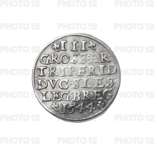 Trojak by Michael Stoltz (fl. ca. 1540–1555), 1544. Obverse: male bust in armour turned right with beard and sideburns; rim with pearl border and inscription beginning with a trefoil: VERB.DOMI:MANET.IN.ETERN. Reverse: continuous border inscription in six lines; side trefoils with numerals of value and date: III/GROSS:AR./TRIP:FRID/DVC:SLES./LEG:BREG./I544. Iconography: busts, portraits of ruler in armour. Subject: Frederick II, Duke of Brzeg-Legnica (1480–1547), Piast dynasty. Minted in Silesia, Duchy of Brzeg-Legnica-Wolów, Legnica. Coin; diameter 21.0 mm; weight 2.35 g; axis 315°.
