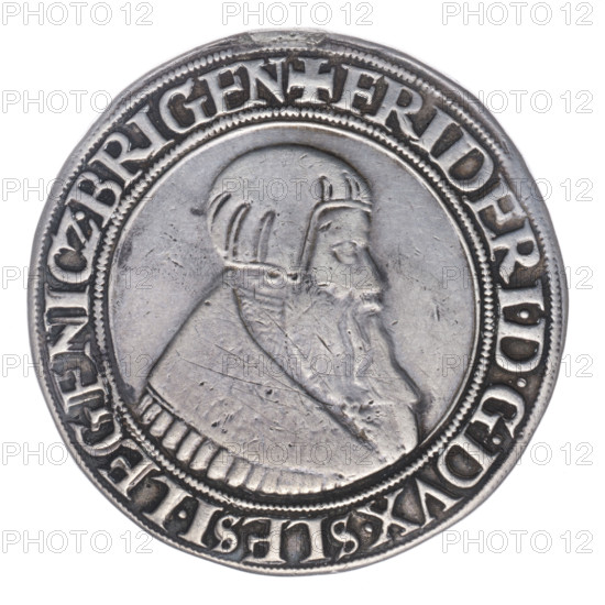 Thaler by Michael Stoltz (fl. ca. 1540–1555), 1542. Obverse: male bust of Frederick II, Duke of Brzeg-Legnica (1480–1547), turned right, with beard and sideburns, wearing a bonnet and coat with a wide collar fastened on the chest with a chain; rim inscription +FRIDERI·DGDVX·SLESI·LEGENICZ·BRIGEN. Reverse: four-field coat of arms of the Duchy of Legnica–Brzeg topped with a jewel and labres; rim inscription VERBVM·DOMINI·MANET·IN·ETERNVM·1542. Silesia, Duchy of Brzeg-Legnica-Wolów, Legnica. Coin (thaler), diameter 41.2 mm, weight 27.92 g, axis 330°.