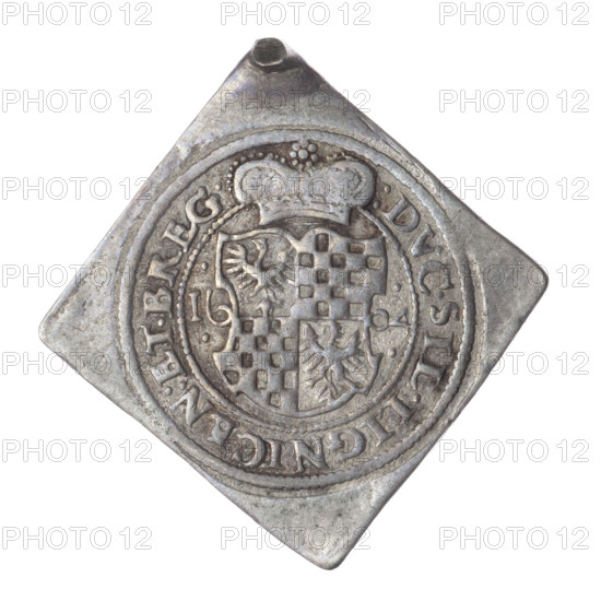 3 kreuzer clips, Jerzy Rudolf (Duke of Legnica-Brzeg; 1595–1653), Jan Chrystian (Duke of Legnica-Brzeg; 1591–1639), Jan Chrystian (Duke of Brzeg; 1591–1639), Jerzy Rudolf (Duke of Legnica; 1595–1653); eagles, Silesian eagle (iconographic); Piasts (family); shields; R7 (rarity); heraldic shields under the ducal mitre; Duchy of Brzeg (coat of arms); Duchy of Legnica-Brzeg (coat of arms). Obverse: eagle under a ducal mitre dividing the rim, on his chest in an oval the number 3, rim inscription D:G.JOAN.CHR.ET.GEOR.RVD.FR. Reverse: under the ducal mitre a curved Legnica-Brzeg coat of arms, date between points I6 - 04, rim inscription :DVC.SIL.LIGNICEN:ET.BREG:. 1604. Silesia, Duchy of Brzeg-Legnica-Wolów, Zloty Stok; coin (clip). Diameter 23.8 mm / 23.4 mm, weight 4.68 g, axis 0°.