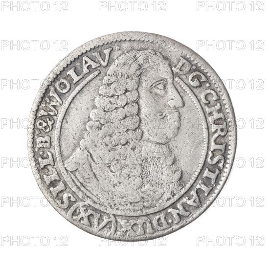 15 kreuzer; Pfahler, Christian (fl. 1651–1665); Chrystian, duke of Brzeg-Legnica-Wolów (1618–1672); obverse: male bust turned to the right, long hair, decorative armor girded with a sash and a wide collar; below in an oval the numeral XV; pearl borders; inscription on rim: D:G.CHRISTIAN.DUX - SIL.LB&WOLAV.; reverse: Silesian eagle; in rim between pearl borders an inscription beginning with a rosette, separated by the mintmaster's mark MONETA NOVA - ARGENTEA 1664; 1664; iconography: eagles, Silesian eagle, Piasts (family), busts, male busts, male busts in armor, busts of the ruler, male portraits to the right, busts of the ruler in armor, portraits in ceremonial armor, portraits of the ruler with his head uncovered, portraits of rulers; Silesia, Duchy of Brzeg-Legnica-Wolów (Brzeg); coin; diameter 28.6 mm; weight 5.88 g; axis 230°.