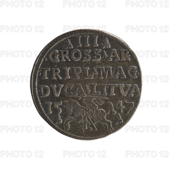 Lithuanian troika, Sigismund II Augustus (King of Poland; 1520–1572), coats of arms, Jagiellonians (dynasty), royal bust, Polish coin, Pogon (coat of arms; Lithuania), iconography of Sigismund II Augustus, male busts. Obverse: Crowned male bust in armour turned right, separating the rim inscription at the top: SIGIS.AVG.REX.POLO.MDLI. Reverse: Value number III under which the inscription in three lines: .GROSS.AR./.TRIPL.MAG./.DVCA.LITVA.; below the Lithuanian Chase divides the year 15 - 47 (1547). Place: Vilnius, Grand Duchy of Lithuania, Poland. Coin; diameter 21.2–21.4 mm; weight 2.54 g.