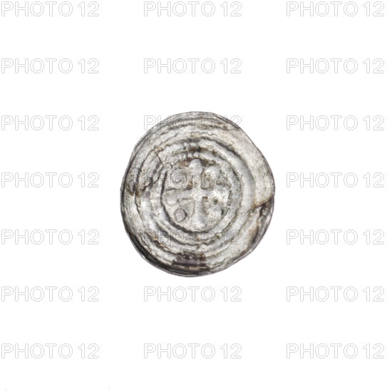 denarius, Boleslaw III Krzywousty (Prince of Poland; 1086–1138), allegories, crosses, equal-armed cross, jaws, spearhead (issue mark), chain mail, martyrs, knight, Romanesque (style), knights, dragon, dragons, Middle Ages, fight against pagans, fight between good and evil, spear, Adalbert (Saint; ca. 956–997), spears. Obv.: In the beaded border, a knight in chain mail thrusting a spearhead into the jaws of a dragon turned upside down. Rv.: In the triple beaded border, an isosceles cross topped with balls; between its arms, one ball. Ca. 1125–1138. Poland, Kraków. Coin. Diameter 13.2–13.7 mm. Weight 0.38 g.