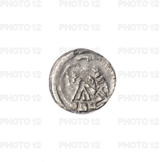denarius, Boleslaw III Krzywousty (prince of Poland; 1107–1138), allegories, Boleslaw III Krzywousty (prince of Poland; 1086–1138), equal-armed cross, crosses, spearhead (issue mark), chain mail, chain mails, mouth, martyrs, knight, Romanesque (style), dragons, mouths, dragon, knights, fight against pagans, fight between good and evil, Middle Ages, Adalbert (Saint; ca. 956–997), spear, spears. Obv.: In a rope border, a knight in chain mail thrusting a spearhead into the jaws of a dragon turned upside down. Rv.: In a triple beaded border, an isosceles cross topped with balls; between its arms, one ball. ca. 1125–1138, Poland, Kraków, coin, diameter 12.6–12.9 mm, weight 0.50 g