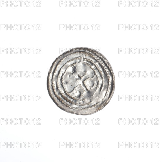denarius, Boleslaw III Krzywousty (prince of Poland; 1107–1138), allegories, equal-armed cross, chain mail, crosses, spearhead (issue mark), martyrs, jaws, knight, dragons, Romanesque (style), knights, dragon, Middle Ages, fight between good and evil, fight against pagans, Adalbert (Saint; ca. 956–997), spear, spears. Obv.: In the linear border, a knight in chain mail thrusting a spearhead into the jaws of a dragon turned upside down. Rv.: In the triple beaded border, an isosceles cross topped with balls (one with a dot); between its arms, one ball. ca. 1125–1138, Poland, Kraków; coin; diameter 12.9–13.2 mm; weight 0.49 g.
