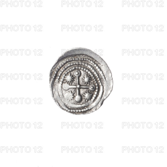denarius, Boleslaw III Krzywousty (prince of Poland; 1086–1138), allegories, equal-armed cross, crosses, chain mail, spearhead (issue mark), mouth, martyrs, knight, Romanesque (style), knights, dragons, dragon, mouths, Middle Ages, fight between good and evil, fight against pagans, spear, spears, Adalbert (St.; ca. 956–997). Obv.: in the beaded border, a knight in chain mail thrusting a spearhead into the jaws of an upside-down dragon. Rv.: in the triple beaded border, an isosceles cross topped with balls (two of them with one dot each); a dot at the crossing of the arms; one sun between them. ca. 1125–1138; Poland, Kraków; coin; diameter 11.9–12.4 mm; weight 0.75 g.