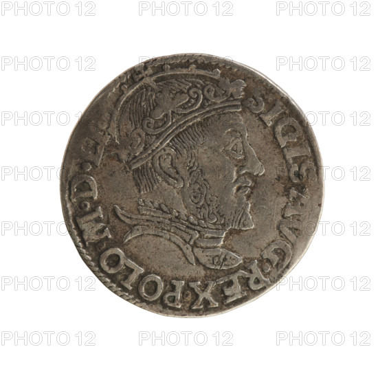 Lithuanian trojak, Sigismund II Augustus (King of Poland; 1544–1572), coats of arms, Jagiellonians (dynasty), royal bust, Polish coins, Pogon (coat of arms; Lithuania), Sigismund II Augustus (King of Poland; 1520–1572) — iconography, male busts. Obv.: Crowned male bust in armour turned right, separating the rim inscription at the top: SIGIS.AVG.REX.POLO.MDLI. Rev.: Value number III under which the inscription in three lines: .GROSS.AR./.TRIPL.MAG./.DVCA.LITV.; below the Lithuanian Pogon divides the year 15-46 (1546). Vilnius, Grand Duchy of Lithuania. Coin; diameter 21.0–21.2 mm; weight 2.62 g.