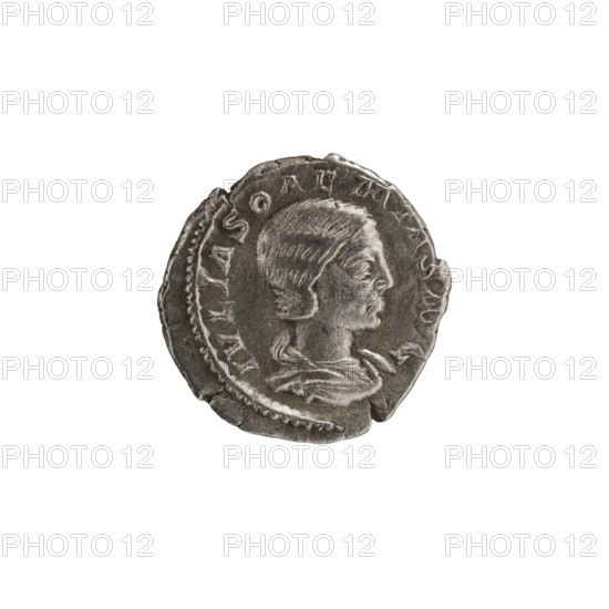 Denarius, Elagabalus (204–222; Roman emperor 218–222); issuer: Julia Soaemias (180–222; Augusta 218–222). Obv.: IVLIA SOEMIAS AVG — draped bust of Julia Soaemias facing right, rim pearl. Rev.: VENVS CAELESTIS — Venus seated on a throne facing left, holding an apple in her right hand and a scepter in her left; at her feet stands a child with outstretched arms; pearl border. Iconography: Seated Venus, apples (attribute), scepters. Date: 218–222. Culture/place: Roman Empire, Rome. Object: coin (denarius). Measurements: diameter 19.7 mm, weight 2.57 g, axis 0°.