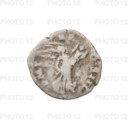 Denarius of Hadrian (76–138; Roman emperor 117–138). Obverse: Bust of Hadrian with laurel wreath facing right; rim inscription TRAIANHADRIANVSAVG. Reverse: Victoria flying right, wings raised, wearing a long robe, holding a trophy with both hands; rim inscription PM TR P. Date: 119–122. Rome, Roman Empire (27 BC–476). Coin, dia. 18.0 mm, weight 2.65 g, axis 180°.