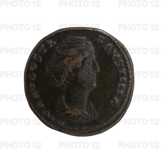 Dupondius, posthumous issue: obverse—draped bust of Faustina the Elder (98–141) facing right, legend DIVA AVGVSTA · FAVSTINA; reverse—Providentia standing left, holding a globe in her outstretched right hand and a long scepter in her left, legend AETER · NITAS, in SC. Attributes: scepters, globe. Issuer: Antoninus Pius (86–161). After 141 CE. Roman Empire, Rome. Coin (bronze), diameter ~26.0–26.5 mm, weight 14.30 g, axis 180°.