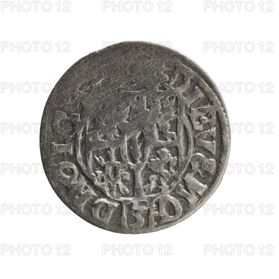 one-and-a-half, Pfahler, Ernest, cross (iconographic), George William Hohenzollern (Elector of Brandenburg; Duke of Prussia; 1620–1640), orb of rule (iconographic), coats of arms. Obv.: Royal orb with a cross with arms terminating in finials; in the lower part of the orb the value numerals Z4; on the sides of the cross the date numerals ZI; in the rim between the borders an inscription divided by a cross, E.WI.MAR.BR.SRIEL. Rv.: Under the ducal mitre a five-field coat of arms; below in the shield a value numeral 3; in the rim between the borders an inscription divided by the mitre and the value numeral DIEV&MO-DROICT-; 1621. Ducal Prussia (1525–1701), Königsberg; coin. Diameter 19.2 mm; weight 1.29 g; axis 45°.