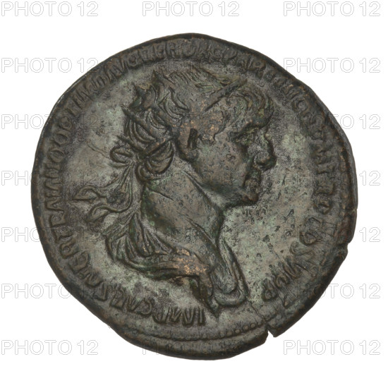 dupondius, Trajan (53–117; Roman emperor 98–117); Obverse: bust of Trajan facing right wearing a radiant crown, rim inscription: IMP CAES NER TRAIANO OPTIMO AVG GER DAC PARTHICO PM TR P COS VI PP. Reverse: Trajan in military garb striding right between two trophies, head turned left, right hand extended to a trophy, scepter in left; rim inscription: SENATVS POPVLVSQVE ROMANVS; in the letter section SC. Dated 116–117. Roman Empire (27 BC–476). Coin, weight 13.12 g.