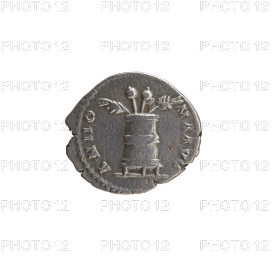 Denarius of Antoninus Pius (86–161; Roman Emperor 138–161), obverse: head of Antoninus Pius in a laurel wreath facing right, legend ANTONINVS AVG P, P TR P COS III; reverse: container (modius) with two ears of corn and two poppy heads, legend ANNO · NA AV; iconography: ears of corn, poppy heads, cereals, modius; date: 140–144; culture: Roman Empire; place: Rome; medium: coin; diameter: 16.5–18.5 mm; weight: 3.04 g; axis: 195°.
