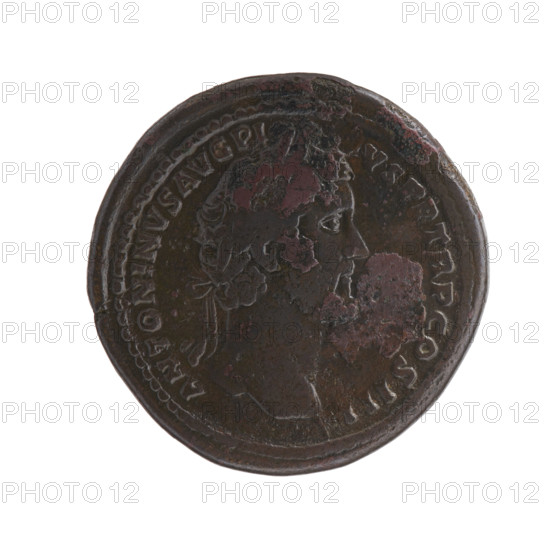 sestertius, Antoninus Pius (86–161; Roman emperor 138–161), issuer: Antoninus Pius; obverse: head of the emperor in a laurel wreath facing right, inscription ANTONINVS AVG PI - VS PP TR P COS III; reverse: Apollo stands frontally, head turned left, holding a patera in his outstretched right hand and a lyre in his left, inscription APOLLI- AVGV-O, control marks S - C in fields; date: 140–144; Roman Empire (27 BC–476), Rome; coin; diameter 34.5–35.0 mm; weight 28.95 g; axis 180°.