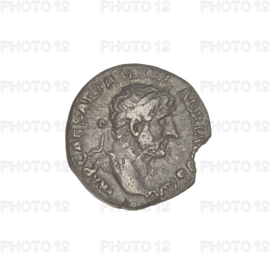 Denarius, Hadrian (76–138; Roman emperor 117–138). Obverse: bust of Hadrian with laurel wreath and drapery on shoulder facing right; rim inscription: IMPCAESARTRAIANVSHADRIANVSAVG. Reverse: Hilaritas (personification) stands upright wearing a long dress with drapery, both hands raise the veil over her face; rim inscription: PM TR P COS III; on both sides of the inscription: HILARPR. Date: 119–122. Place: Rome, Roman Empire (27 BC–476). Coin; weight 2.65 g.