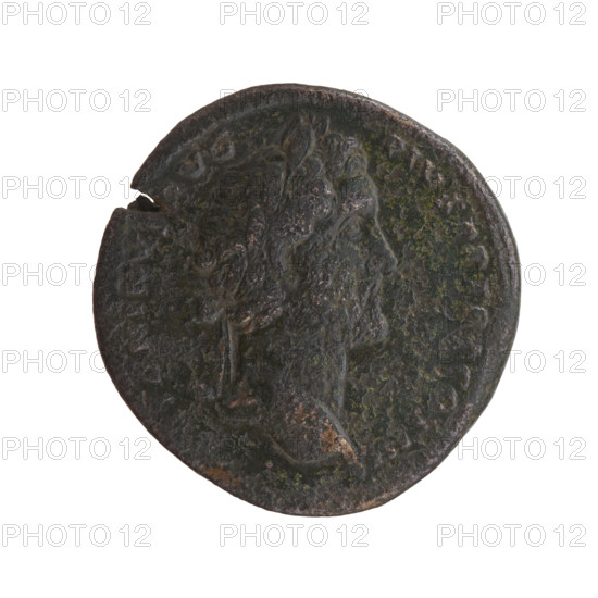 Sestertius, Antoninus Pius (86–161; Roman emperor 138–161), obverse: head of the emperor in a laurel wreath facing right, inscription TONINVS AVG - PIVS PP TR P COS III; reverse: personification standing left holding scales in right hand and cornucopia in left, inscription MONE - TA AVG, fields S - C. Dated 140–144. Roman Empire; Rome. Coin, diameter 34.0–34.5 mm, weight 27.50 g, axis 0°.