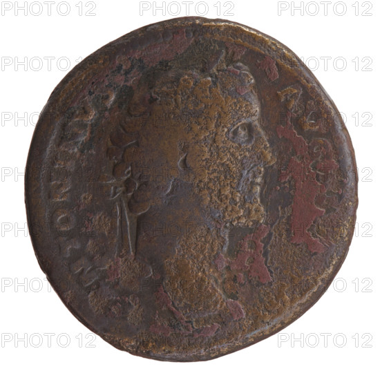 Sestertius, Antoninus Pius (86–161; Roman emperor 138–161), issuer; obverse: head of the emperor in a laurel wreath facing right, inscription ANTONINVS · AVG; reverse: she-wolf suckling Romulus and Remus standing to the right, inscription TR P, I and SC; subject: animals, Romulus and Remus (mythology); iconography: Antoninus Pius; date/episode: 140–144; culture/place: Roman Empire (27 BC–476), Rome; medium/function: coin; coin dimensions: diameter 32.5 mm, weight 29.50 g, axis 0 degrees.