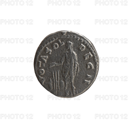 Denarius (forgery) of Antoninus Pius (86–161; Roman emperor 138–161). Obverse: Head of Antoninus Pius with a laurel wreath facing right, legend ANTONINVS · AVG · PIVS · PP. Reverse: The emperor in a toga and veil stands left, holding a patera above a tripod with a bull lying behind it in his right hand and a scroll in his left, legend VOTA · SOL · DEC · II. Iconography includes emperor with veil, laurel wreath, bulls, tripods, scrolls, paterae, and veils. Episode dated 157–159 (for the original); Roman Empire, Rome (for the original). Coin counterfeit. Weight 2.92 g; diameter ~17.0–17.5 mm; axis 15°.