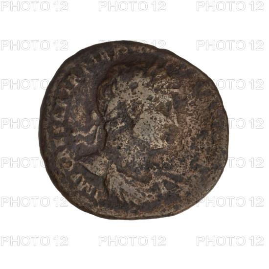 Hadrian (76–138; Roman emperor 117–138). Obverse: Bust of Hadrian with radiant crown facing right; rim inscription: IMPCAESARTRAIAN. Reverse: Fortuna seated left on a throne, wearing a long robe, holding a ship's rudder in her right hand and a cornucopia in her left; rim inscription illegible. Roman coin, 119–122, Rome; weight 9.80 g.