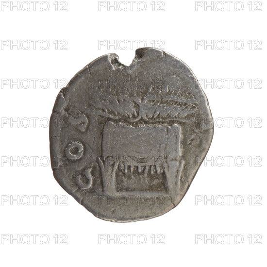 Denarius of Antoninus Pius (86–161; Roman emperor 138–161). Obverse: head of the emperor in a laurel wreath to the right, legend TONINVS · AVG · PIVS · PP. Reverse: winged lightning bolt lies on the throne (pulvinar), legend COS · I. Iconography: head of Antoninus Pius, thrones, lightning bolt. Date: 145–161, Rome, Roman Empire. Coin. Diameter 15.0–16.0 mm; weight 3.05 g; axis 15°.