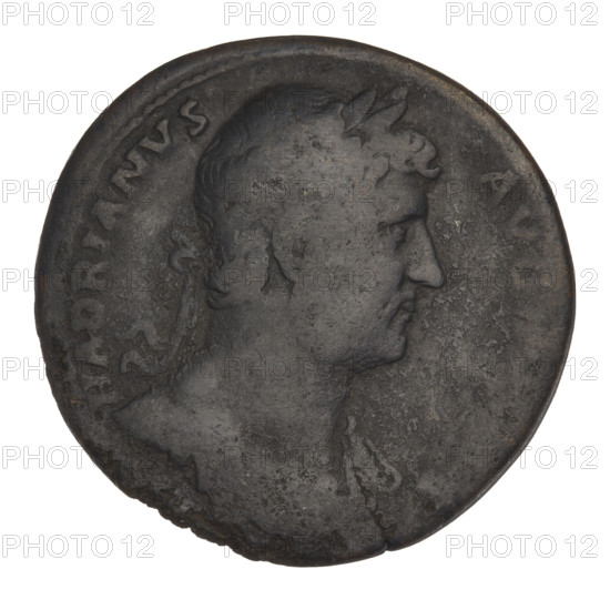 sestertius, Hadrian (76–138; Roman emperor 117–138); Obv.: Bust of Hadrian with laurel wreath facing right; rim inscription: HADRIANVSAVG. Rev.: A galley sailing left with a rower and Felicitas steering; rim inscription: FELICITATIAVG COS III PP; on both sides of the galley: SC. 119–138. Rome, Roman Empire (27 BC–476). Coin, weight 23.35 g.