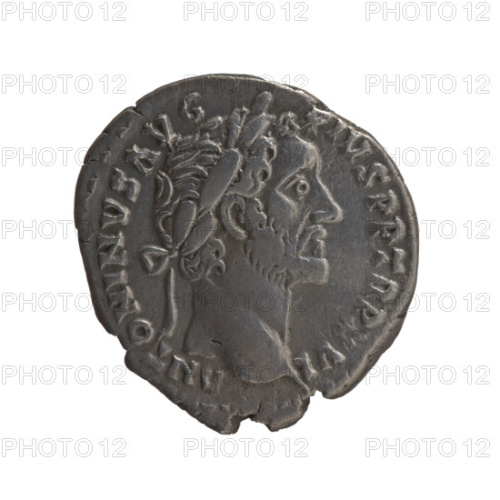 Denarius, Antoninus Pius (86–161; Roman emperor 138–161), issuer. Obverse: Head of Antoninus Pius in a laurel wreath facing right, inscription ANTONINVS AVG PIVS PP TR P XVI. Reverse: Annona (personification) stands left, holds ears of corn in her right hand, rests her left on a container (modius) standing on a ship, inscription COS IIII. Date: 152–153. Roman Empire, Rome. Coin; diameter 18.0–19.0 mm, weight 3.31 g, axis 180°.