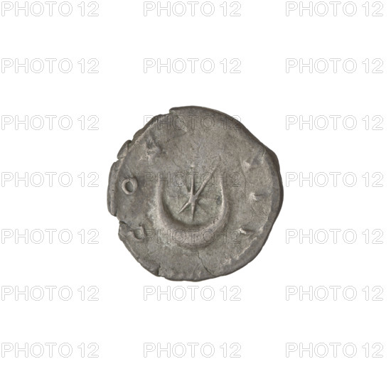 Denarius of Hadrian (76–138; Roman emperor 117–138). Obverse: head of Hadrian in laurel wreath facing right; rim inscription HADRIANVS. Reverse: crescent with star; rim inscription COS III. Dated 125–128, struck in Rome, Roman Empire (27 BC–476). Silver coin, weight 2.60 g.