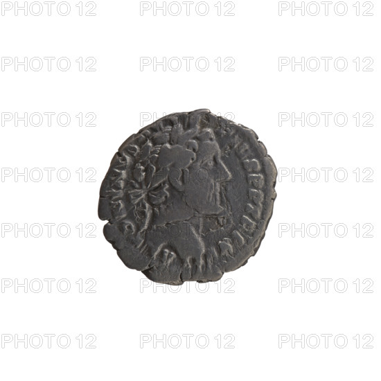 Denarius, Antoninus Pius (86–161; Roman emperor 138–161), issuer: Antoninus Pius. Obverse: head of the emperor in a laurel wreath facing right, inscription 'A TONINVS PIVS PP TR P XVII'. Reverse: Vesta in a veil standing left, holding a ladle (simpulum) in her right hand and a palladium in her left, inscription 'OS IIII'. Date: 153–154. Culture/place: Roman Empire, Rome. Object type/material: coin. Measurements: diameter 17.0–17.5 mm, weight 2.75 g, axis 345°.