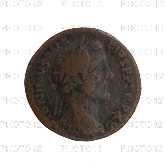 Antoninus Pius (86–161; Roman emperor 138–161) — coin (Roman Empire, 151–152, Rome). Obverse: head of Antoninus Pius in a laurel wreath facing right, inscription 'ANTONINVS AVG PIVS PP TR P XV'. Reverse: Salus standing left before an altar, holding a patera above the altar around which a snake coils, and a long scepter in her left hand, inscription 'SALVS' and 'COS IIII' in SC. Coin: dia. 26.0 mm, weight 8.46 g, axis 165°.