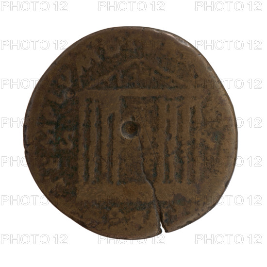 Sestertius, Antoninus Pius (86–161; Roman emperor 138–161), issuer: Antoninus Pius. Obverse: head of the emperor in a laurel wreath facing right, inscription INVS AVG - PIVS PP TR P XXI; reverse: facade of a temple with eight columns and two statues (Divine Augustus and Livia), inscription TEMPLVM DIV AV, COS IIII, S C. Date: 158–159. Roman Empire (27 BC–476), Rome. Coin: diameter 29.5–30.0 mm, weight 19.05 g, axis 0°.