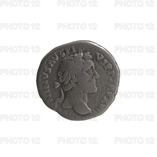 Denarius, Antoninus Pius (86–161; Roman emperor 138–161), issuer: Antoninus Pius; obverse: head of the emperor in a laurel wreath facing right, legend 'ANONIVS AVG PIVS PP TR P XVII' (sic); reverse: Annona (personification) stands left, holds ears of corn in her right hand, rests her left on a container (modius) standing on a ship, legend 'OS • IIII' all around; iconography includes ears of corn, personifications, ships; date c. 153–154; Roman Empire, Rome; coin; diameter 17.0–18.0 mm, weight 3.10 g, axis 0°.