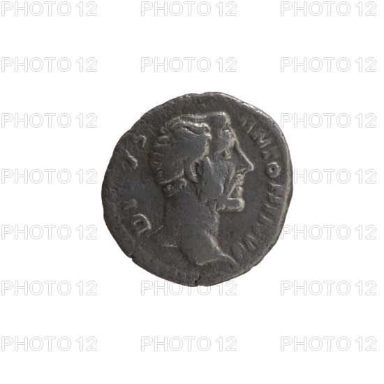 Denarius, posthumous, depicting Antoninus Pius (86–161; Roman emperor 138–161), Marcus Aurelius (121–180; Roman emperor 161–180) and Lucius Verus (130–169; Roman emperor 161–169) as issuers. Obverse: head of Antoninus Pius bare, facing right; legend ANTONINVS. Reverse: rectangular altar with a pair of doors and a finial in the form of horns; legend DIVO PIO. After 161 CE, Roman Empire (27 BCE–476 CE), Rome. Coin; diameter 16.5–17.5 mm, weight 3.00 g, axis 210°.