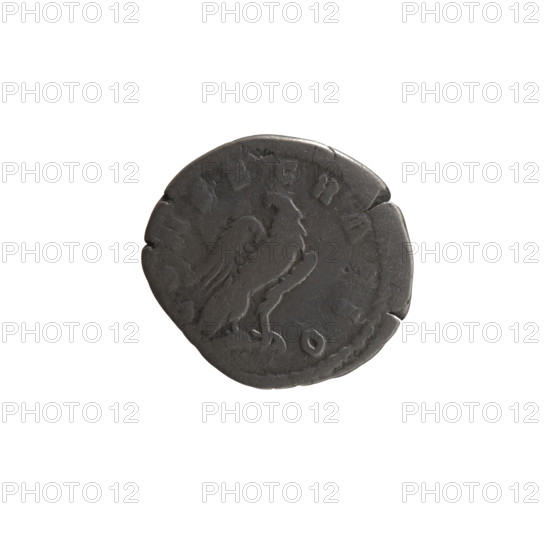 Denarius; issuers: Lucius Verus (130–169, Roman emperor 161–169) and Marcus Aurelius (121–180, Roman emperor 161–180); posthumous depiction of Antoninus Pius (86–161, Roman emperor 138–161). Obverse: head of Antoninus Pius without a cap to the right, inscription DIVVS ANTONI. Reverse: eagle standing right, head turned left, legend CONSECRATIO. After 161 CE; Roman Empire (27 BC–476), Rome. Coin; diameter 17.5–19.0 mm, weight 2.70 g, axis 0°.