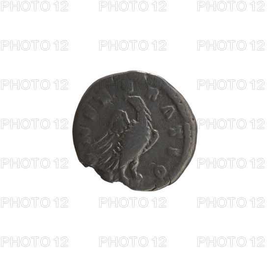 Denarius; issuers: Lucius Verus (130–169, Roman emperor 161–169) and Marcus Aurelius (121–180, Roman emperor 161–180); posthumous depiction of Antoninus Pius (86–161, Roman emperor 138–161). Obverse: head of Antoninus Pius without a cap facing right, inscription DIVVS ANTONINV. Reverse: eagle stands right, turns head left, inscription SECRATIO (ONSECRATIO?). After 161 CE; Roman Empire, Rome. Coin: silver; diameter 17.0–17.5 mm; weight 2.65 g; axis 0°.