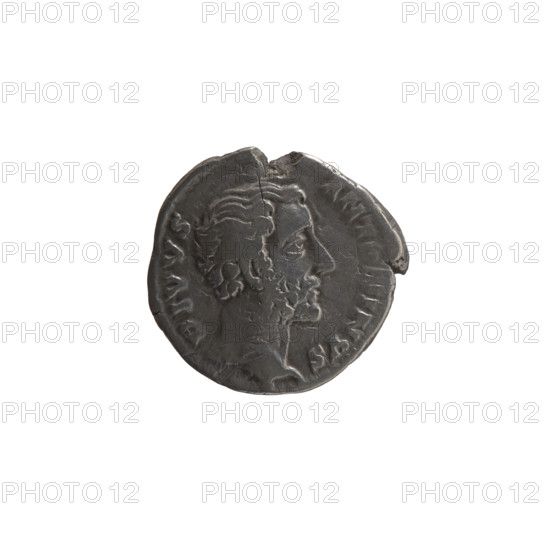 Denarius, Marcus Aurelius (121–180; Roman emperor 161–180) and Lucius Verus (130–169; Roman emperor 161–169), issuer; posthumous depiction of Antoninus Pius (86–161; Roman emperor 138–161). Obverse: Head of Antoninus Pius without a covering to the right, legend DIVVS · ANT NINVS circumferential. Reverse: Eagle stands right, turns head left, legend CONSECRATIO circumferential. After 161, Roman Empire (27 BC–476), Rome. Coin; diameter 17.0–18.0 mm, weight 2.60 g, axis 0°.