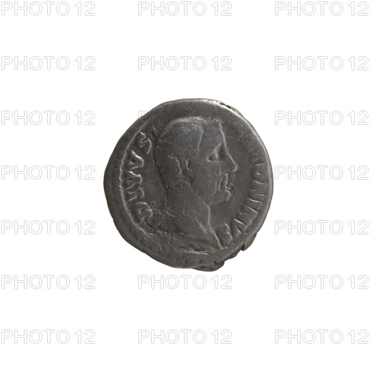 Denarius, Marcus Aurelius (121–180), Lucius Verus (130–169), posthumous Antoninus Pius (86–161); obverse: head of Antoninus Pius without a cap to the right, legend DIVVS · ANTONINVS; reverse: eagle standing right, head turned left, legend ECRATIO; after 161 CE, Roman Empire (27 BCE–476 CE), Rome; coin; diameter 17.0–17.5 mm, weight 2.90 g, axis 345°.