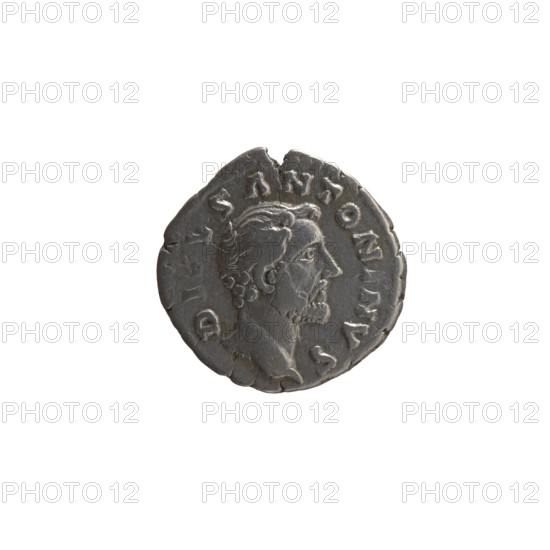 Denarius, after 161. Obverse: head of Antoninus Pius without a covering facing right, inscription DI VS ANTONINVS (all around). Reverse: funeral pyre with four tiers, decorated with garlands and statues, topped by a quadriga, inscription CONSE - CRATIO (all around). Issuers: Lucius Verus (130–169, Roman emperor 161–169) and Marcus Aurelius (121–180, Roman emperor 161–180); Antoninus Pius (86–161, Roman emperor 138–161) featured posthumously. Rome, Roman Empire (27 BC–476). Coin; diameter 17.0 mm, weight 3.25 g, axis 180°.